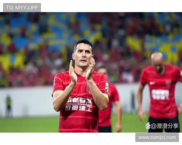 全新赛季激战正酣多支球队崭露锋芒年轻球员成为赛场最大亮点